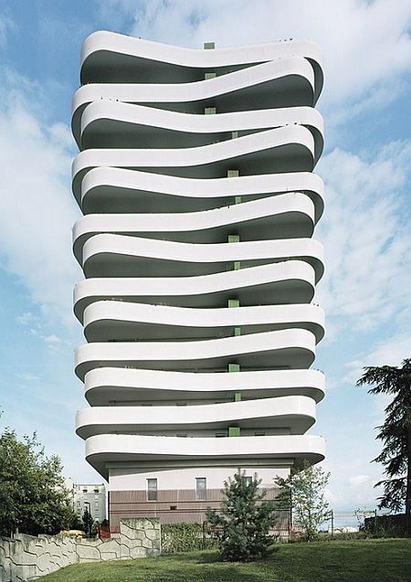 10 niesamowitych budynków